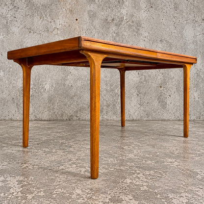 Mid-century Beithcraft teak extending dining table – view 8