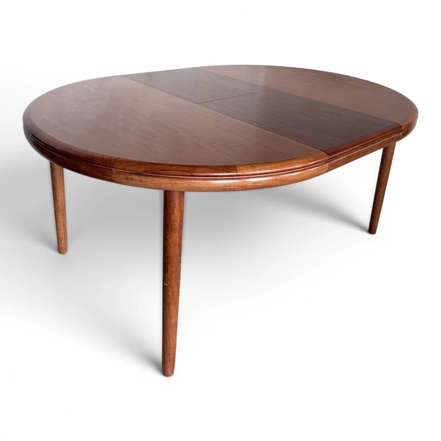 White and Newton solid teak round extending dining table – view 4