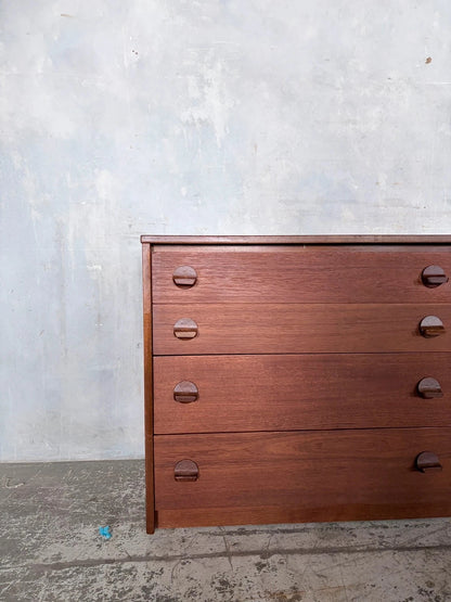 Stag Teak Eight-Drawer Chest of Drawers Sideboard – view 5