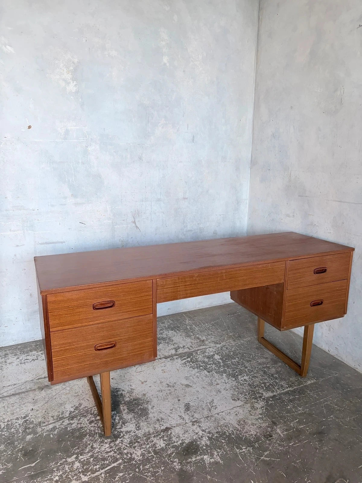 Mid-Century Teak Desk with Sleigh Legs – image 2