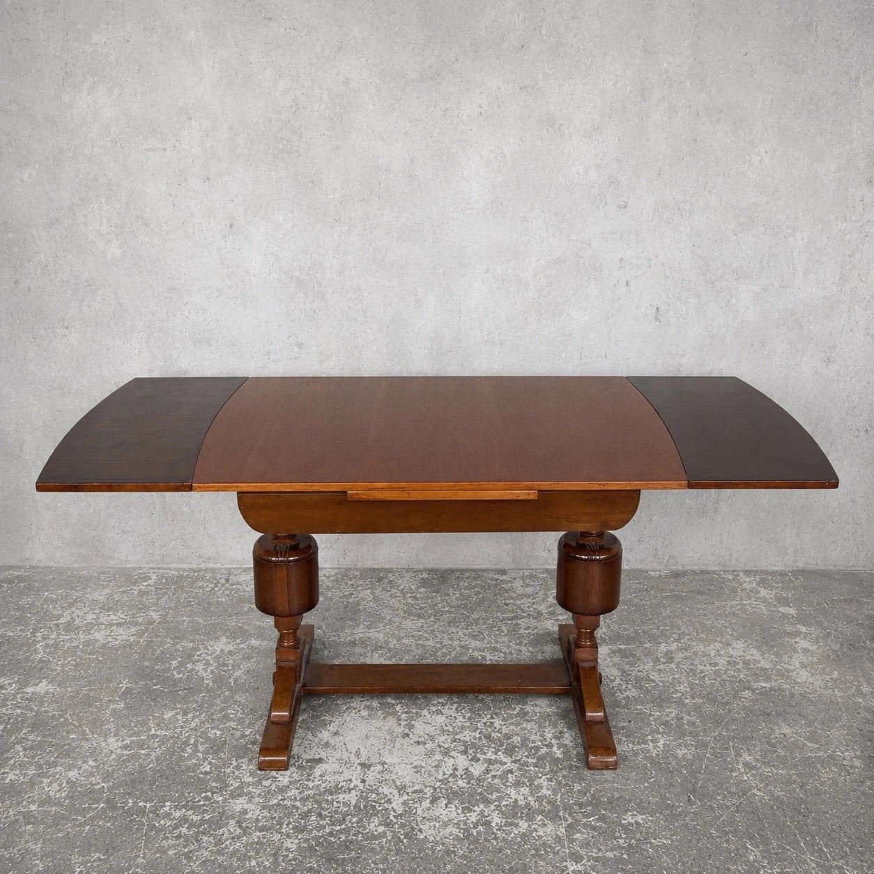 Antique Oak Arts & Crafts Draw Leaf Dining Table - image 2