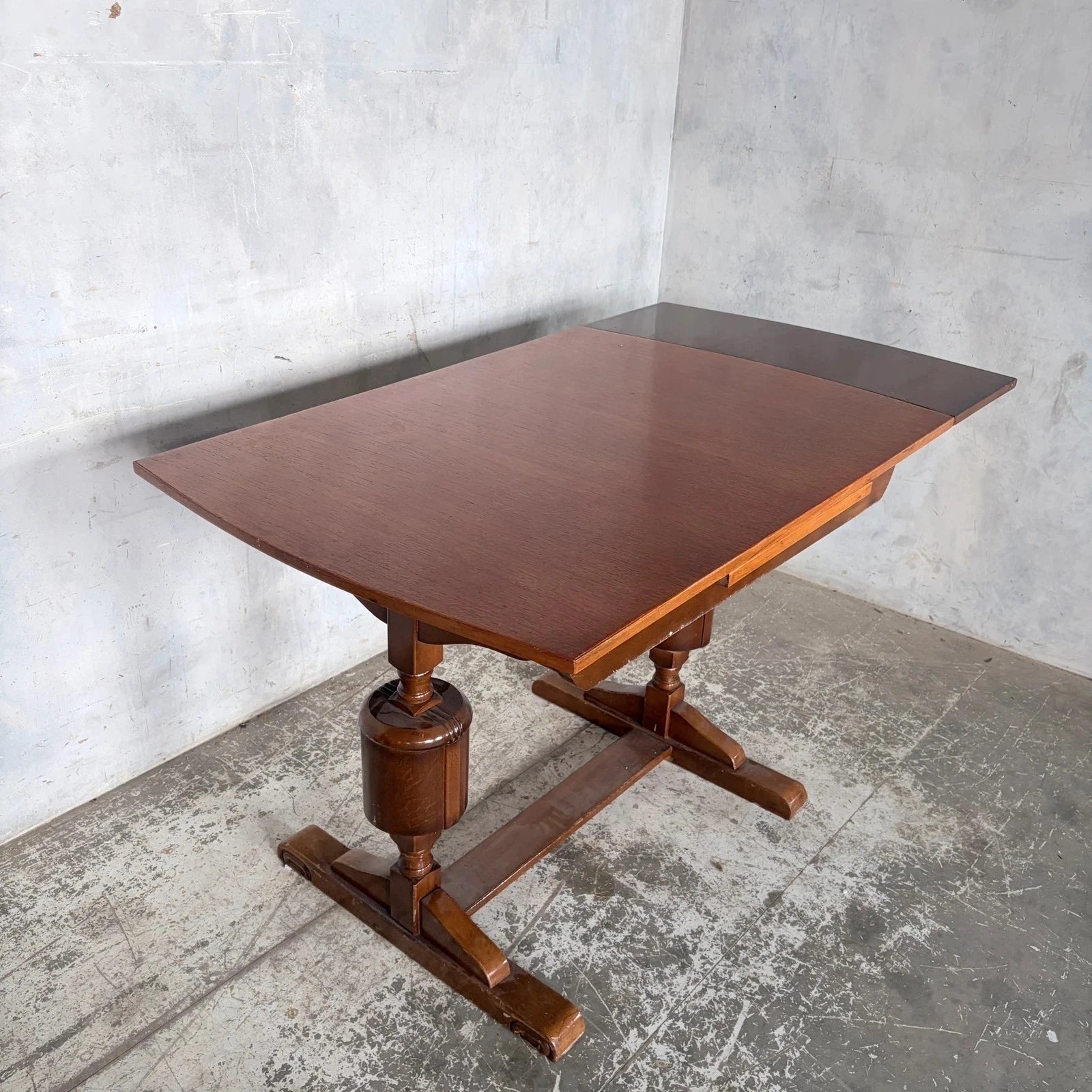 Antique Oak Arts & Crafts Draw Leaf Dining Table - image 6