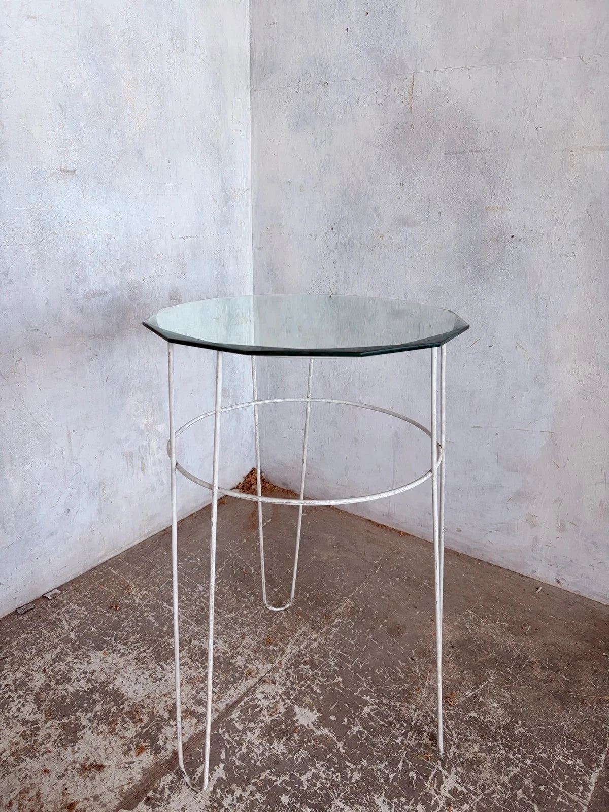 Vintage Glass Side Table with Space Age Wire Frame - image 5
