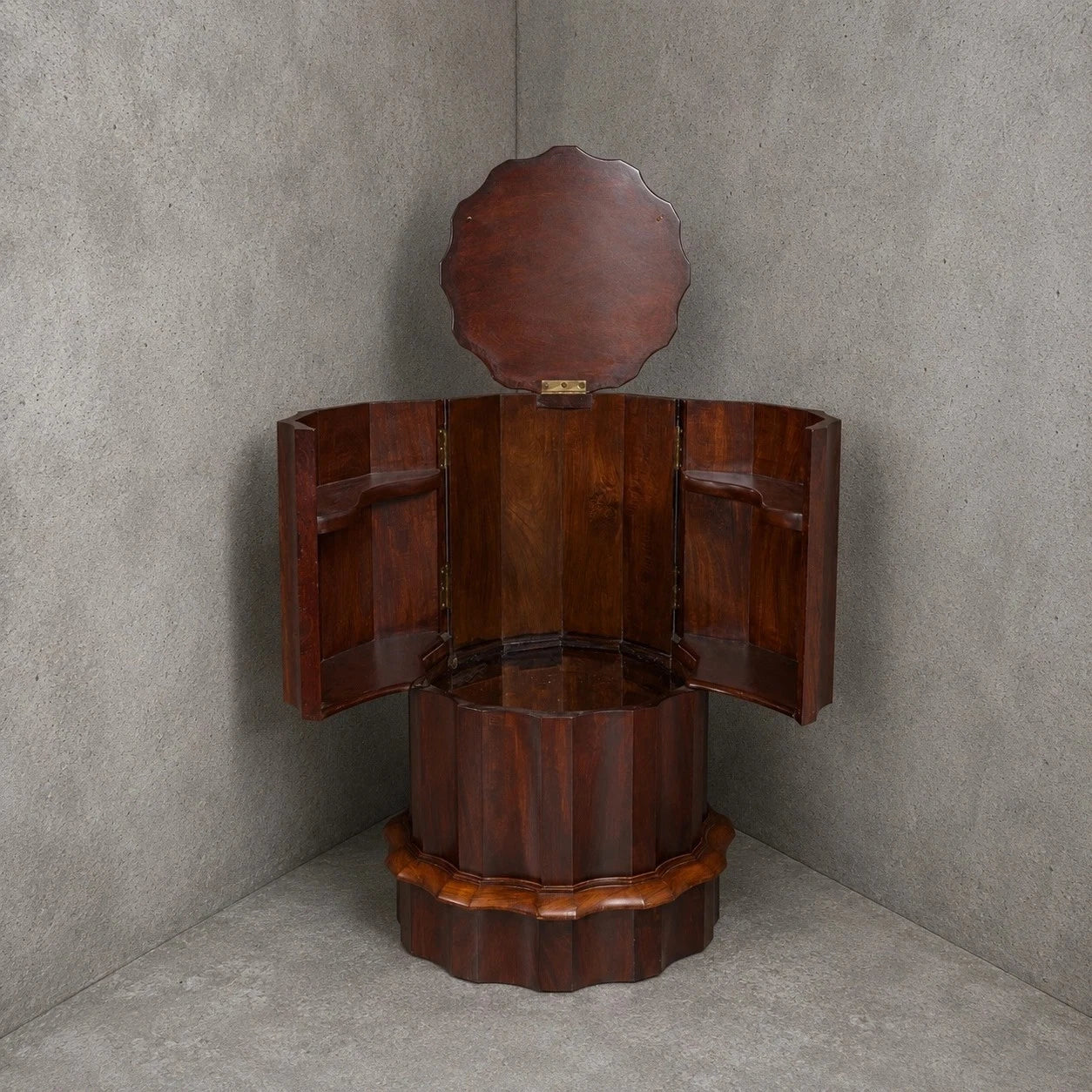 Victorian octagonal mahogany drinks cabinet and jardiniere stand – view 1
