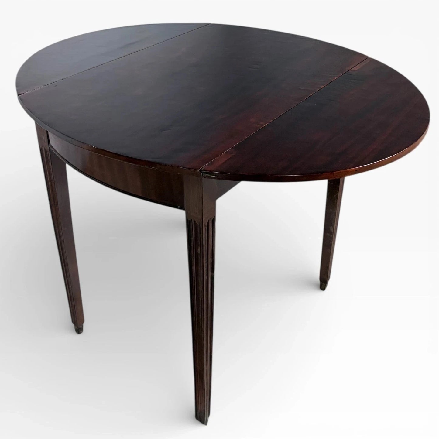 Antique Georgian style solid mahogany drop leaf gateleg dining table – view 5