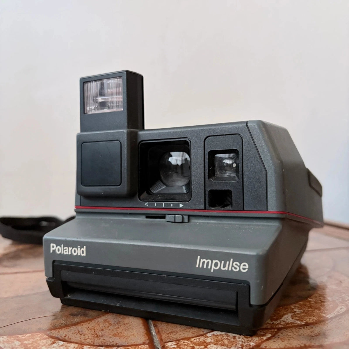 Vintage Polaroid Impulse Instant Film Camera - image 2