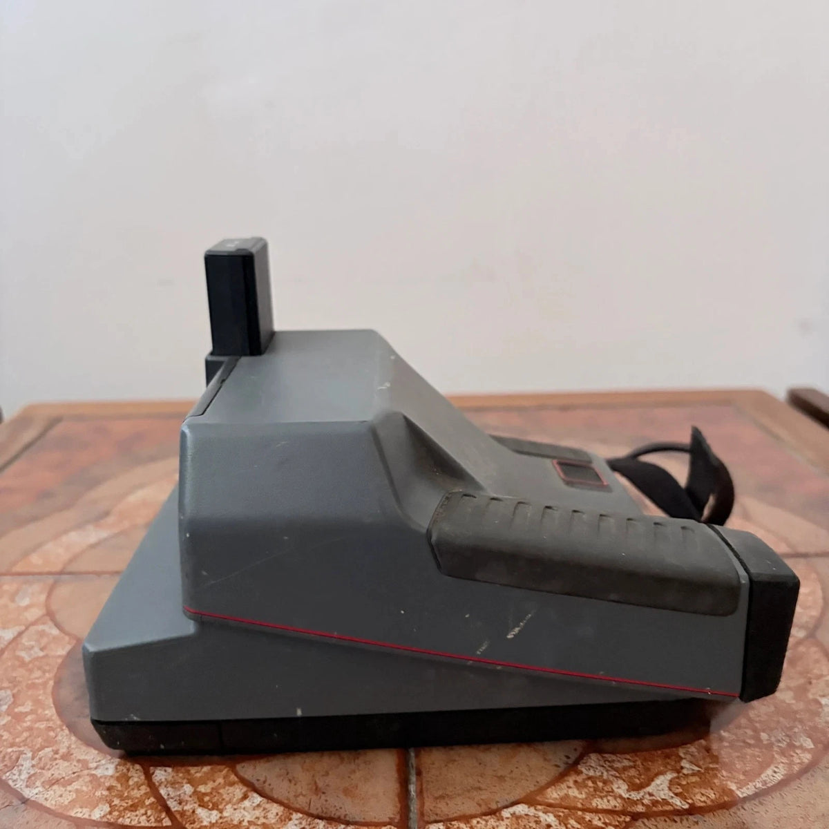 Vintage Polaroid Impulse Instant Film Camera - image 4