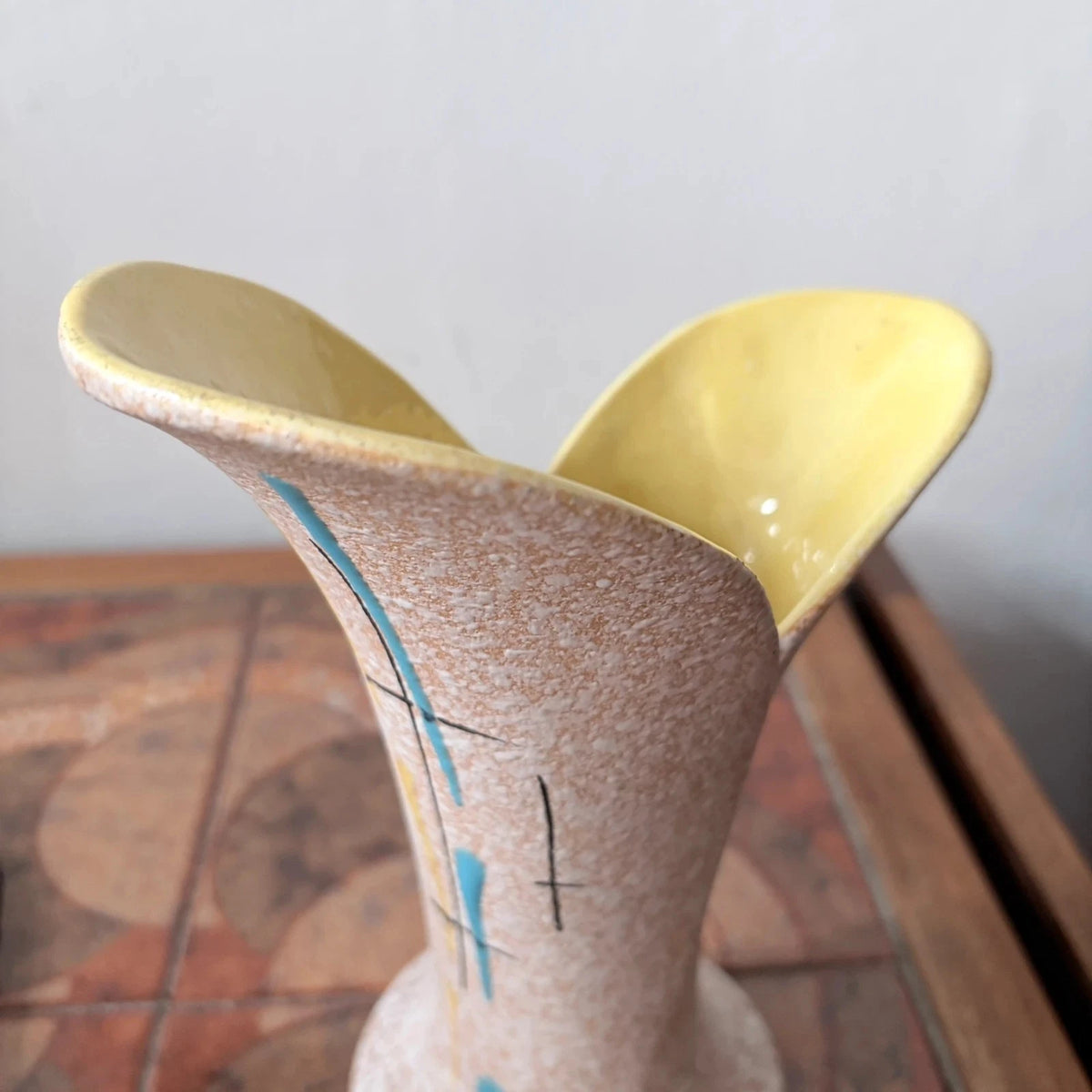 Mid Century Atomic Space Age Tulip Vase – Sculptural Sputnik Ceramic Vase - image 4