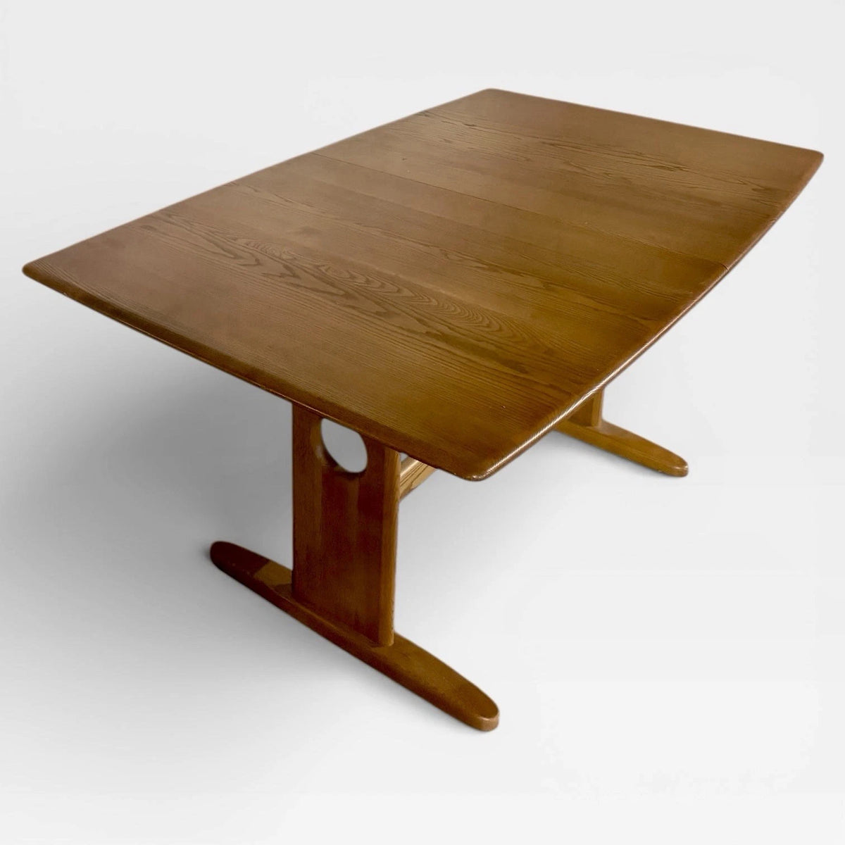 Ercol Windsor Blonde Elm & Beech Extending Dining Table – photograph 7