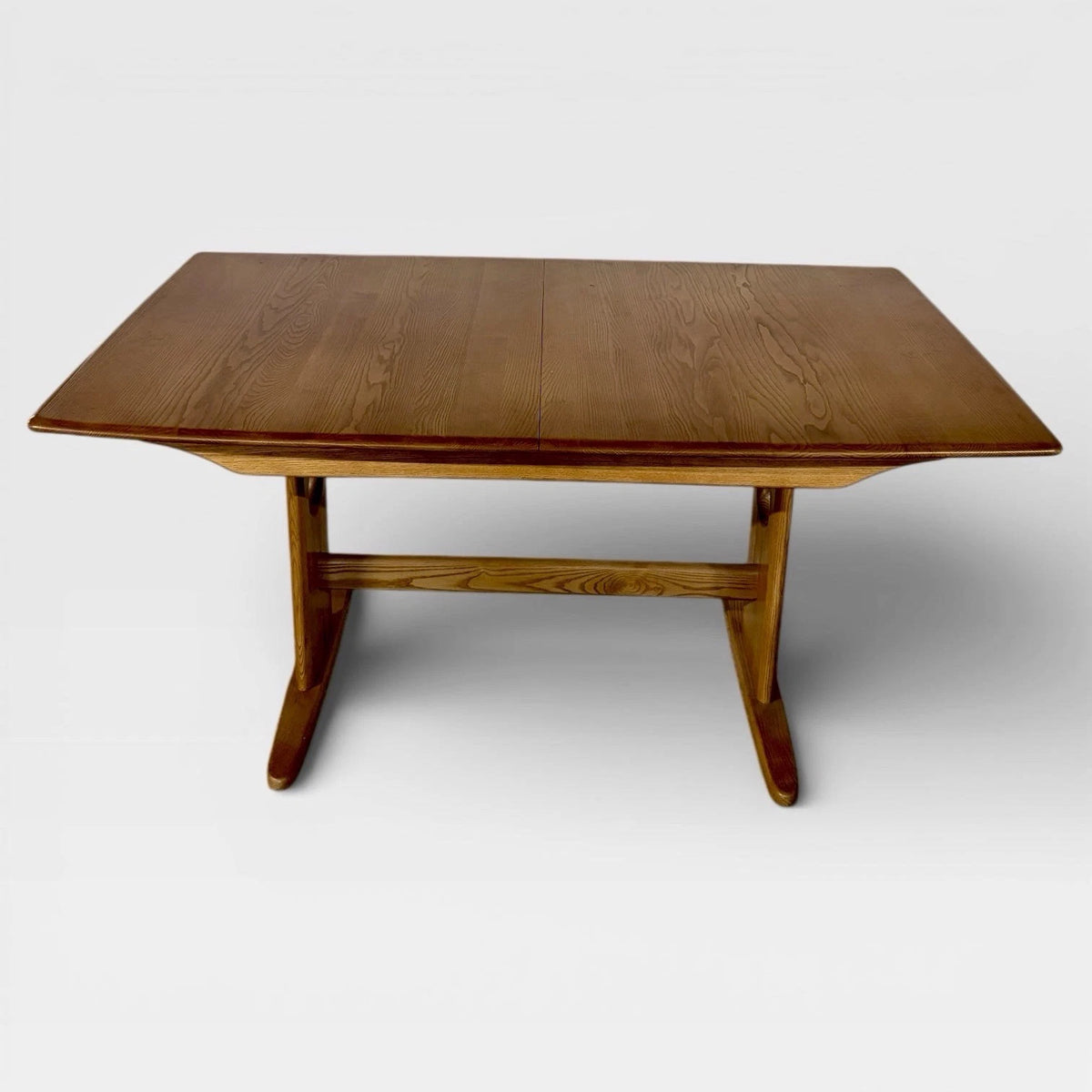 Ercol Windsor Blonde Elm & Beech Extending Dining Table – photograph 9