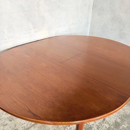 Mid Century Danish Round Teak Extending Dining Table – image 6