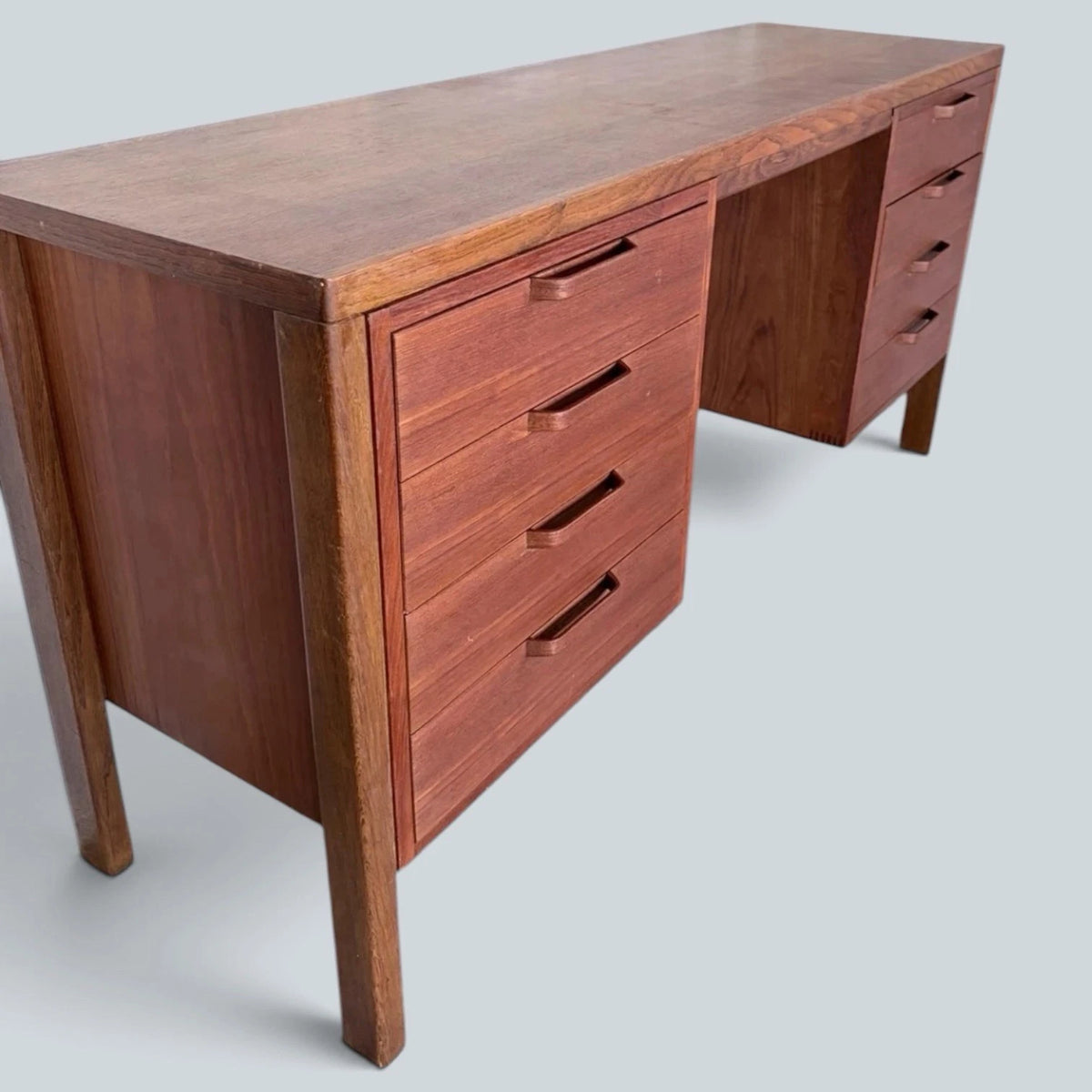 Alfred Cox Teak & Oak Twin Pedestal Executive Desk – photograph 6