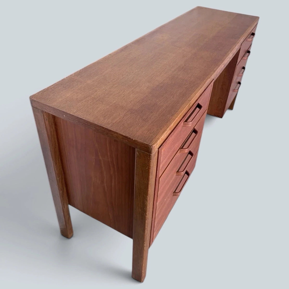 Alfred Cox Teak & Oak Twin Pedestal Executive Desk – photograph 9