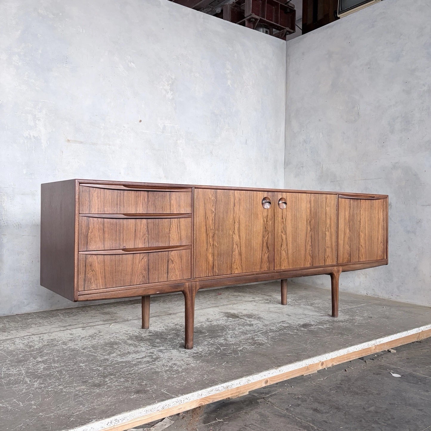Mid Century McIntosh Rosewood Long Sideboard Cabinet – image 4