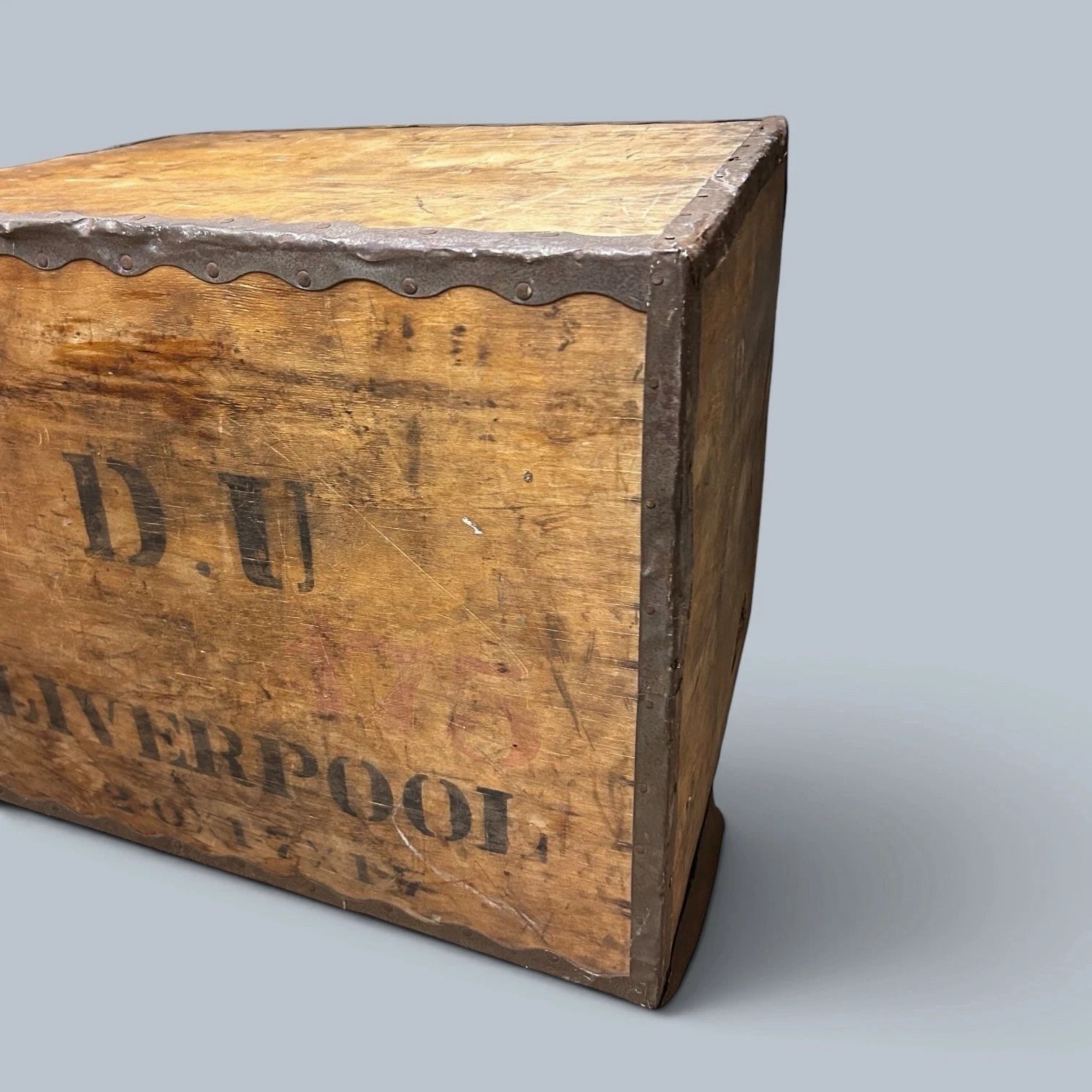 1950s Industrial Liverpool wooden storage and shipping crate – photo 3