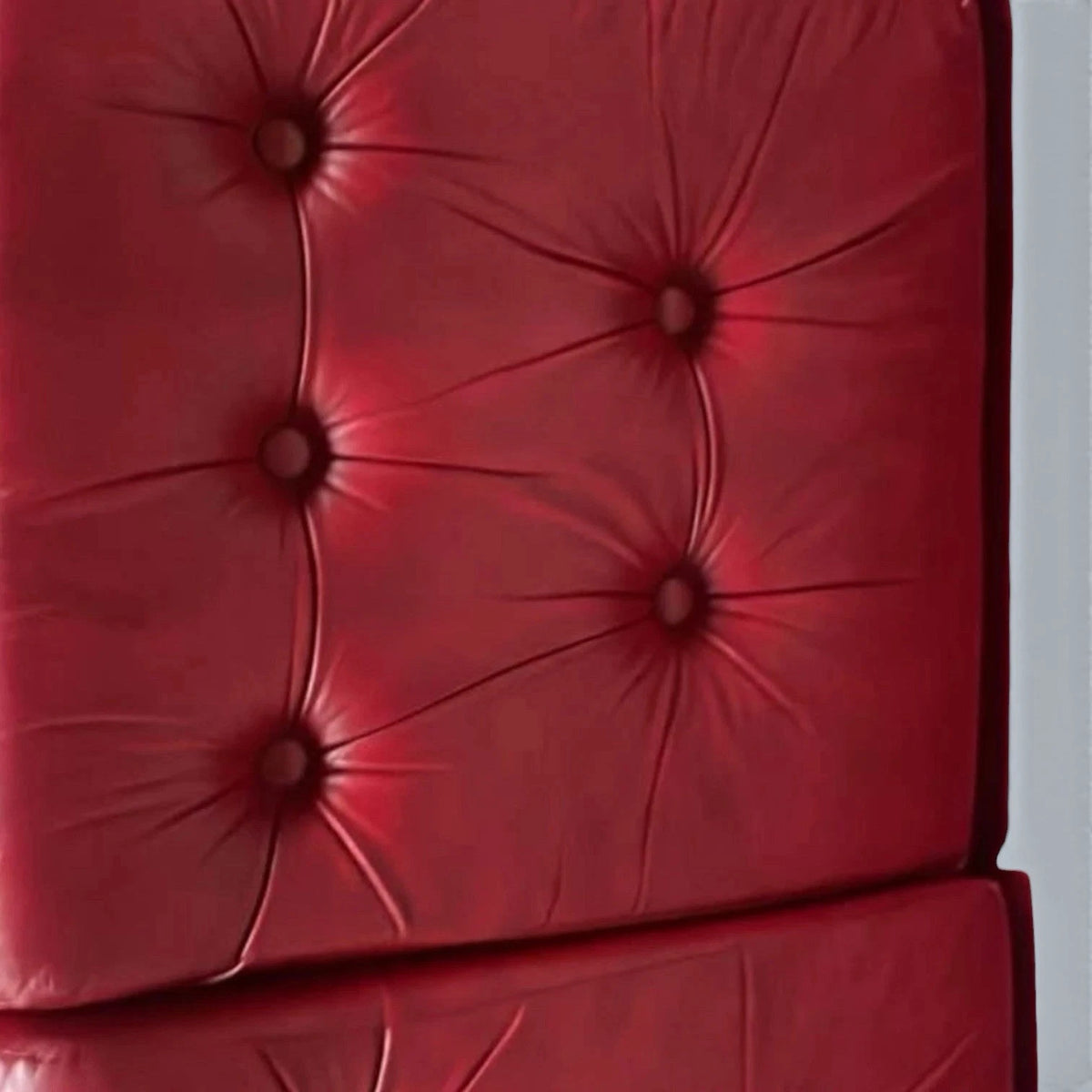 Vintage Red Leather Deep-Buttoned Three-Seater Sofa – photograph 7