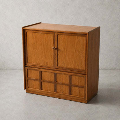 Nathan mid century teak TV hi-fi and drinks cabinet – view 1