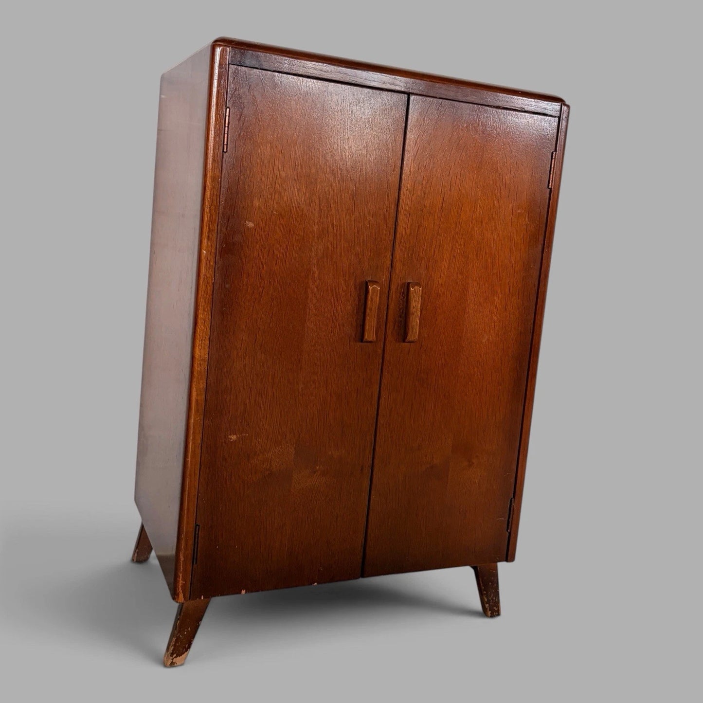 Arts & Crafts Oak Record Cabinet / Vinyl Storage Cupboard – image 1