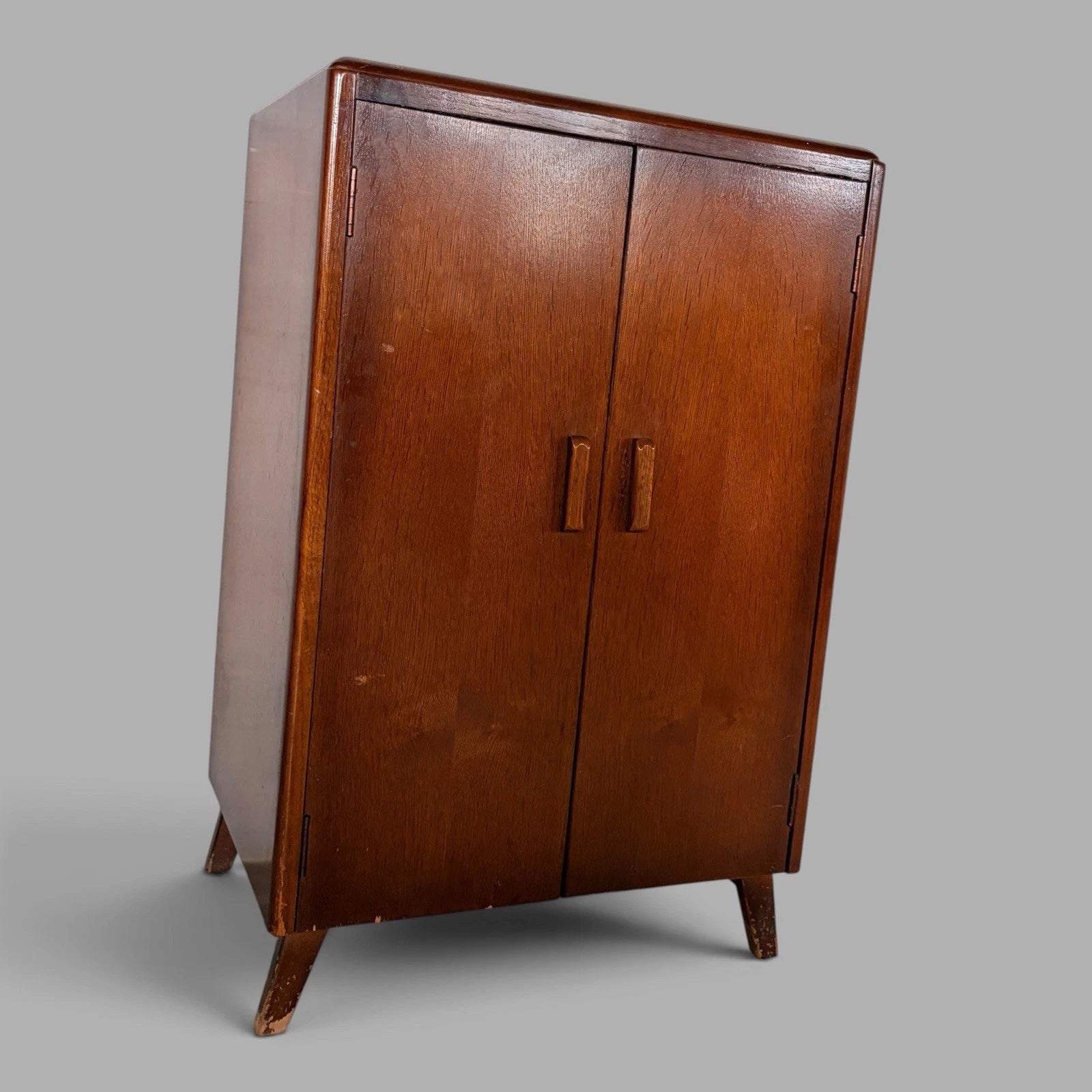 Arts & Crafts Oak Record Cabinet / Vinyl Storage Cupboard – image 1