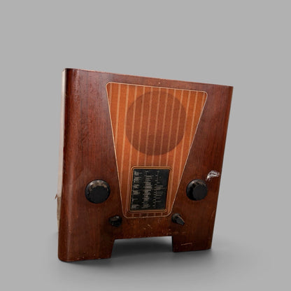 Vintage Murphy Walnut Valve Radio – British Bakelite & Wood – view 2