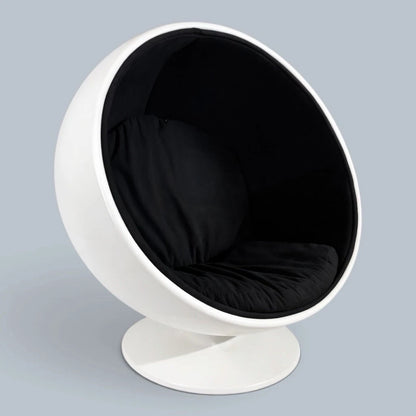 Space Age Fibreglass Ball Chair – Eero Aarnio Style – photograph 2
