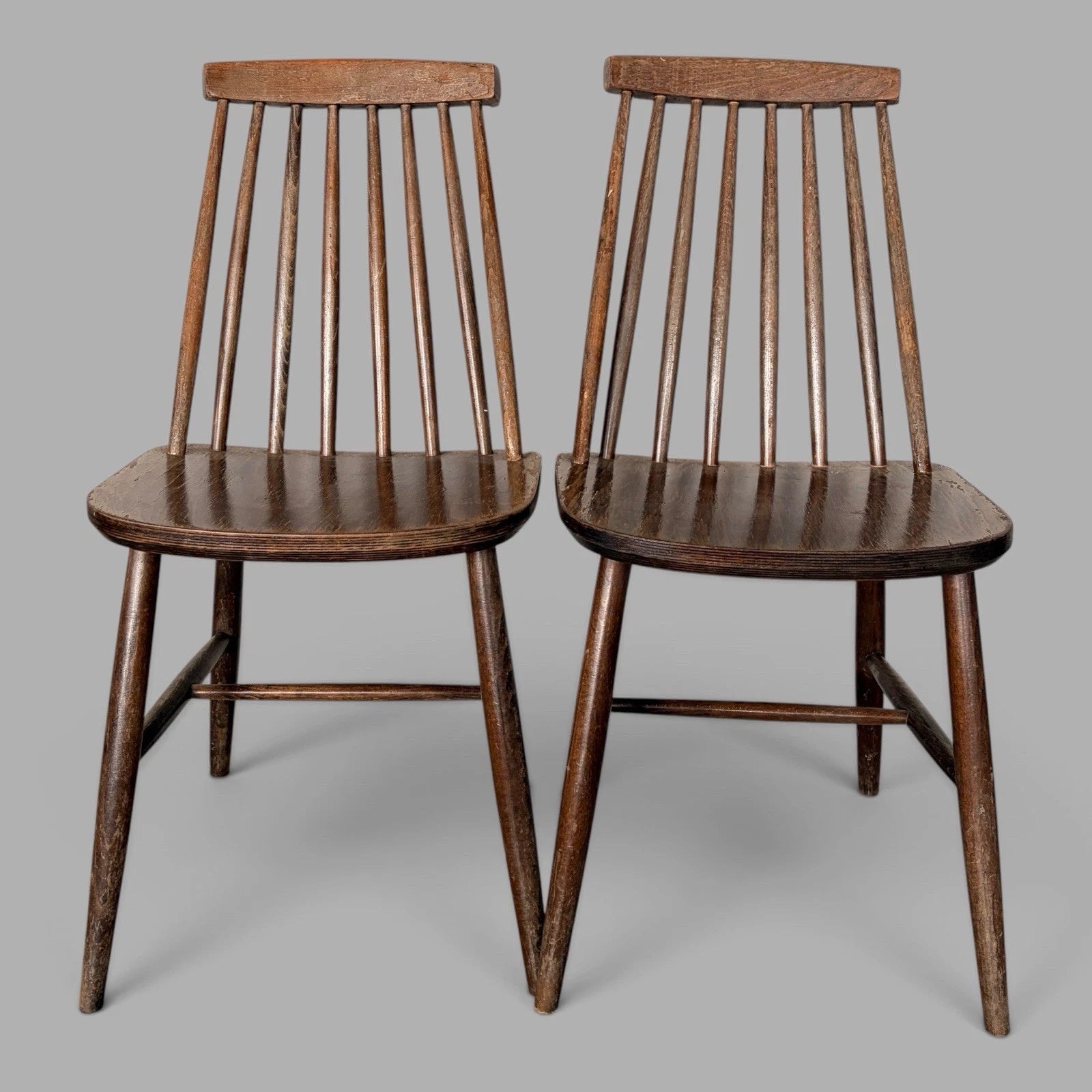 Pair of vintage dark wood spindle back dining chairs – view 2
