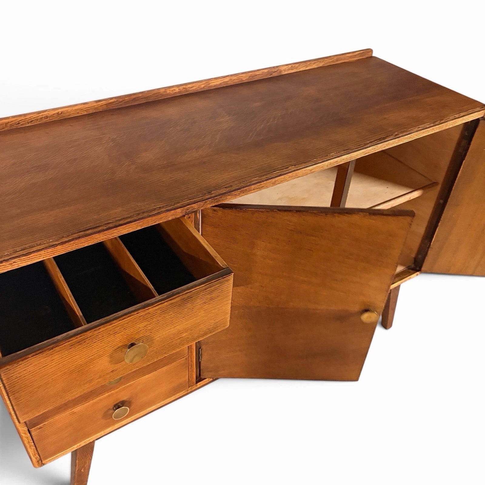 Art Deco tiger oak sideboard – view 10