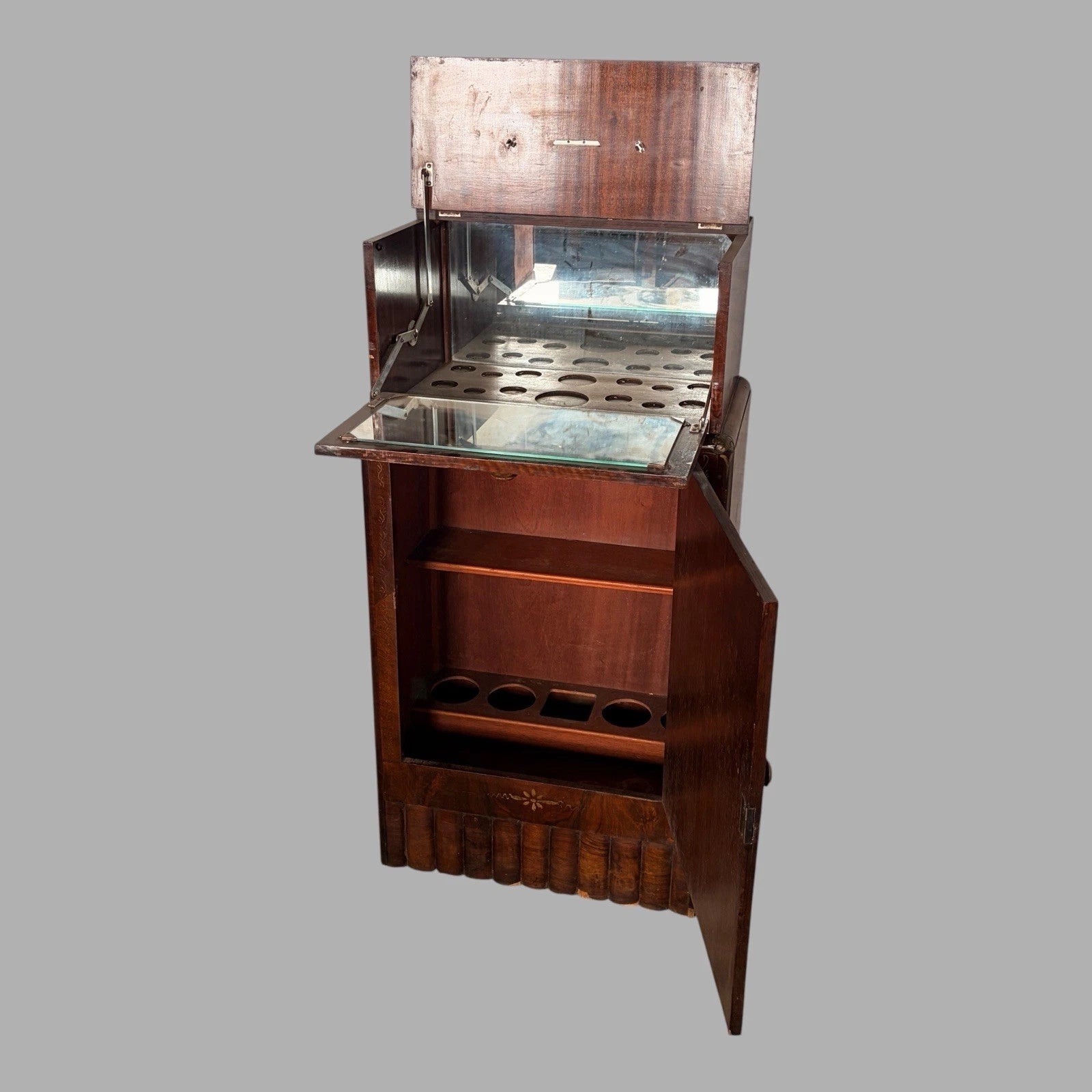 Art Deco chinoiserie walnut cocktail cabinet – view 6