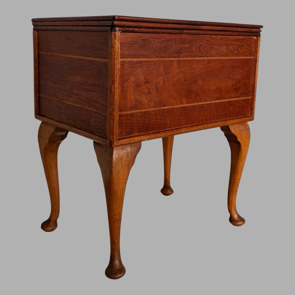 Vintage mid-century teak sewing box on cabriole legs – view 4