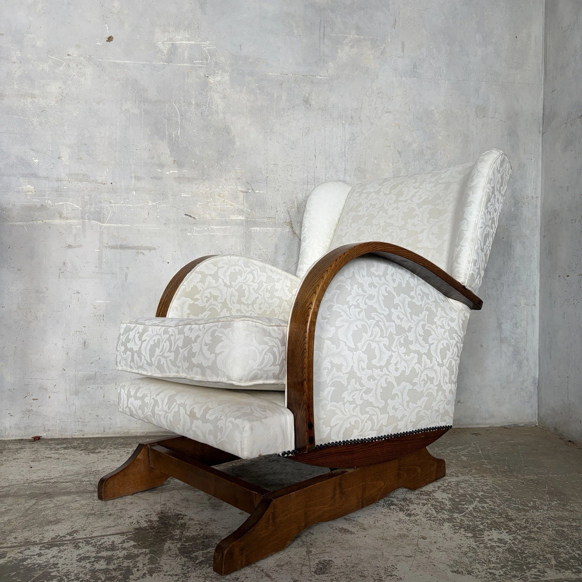 Antique Art Deco Oak Rounded Rocking Armchair – photo 1