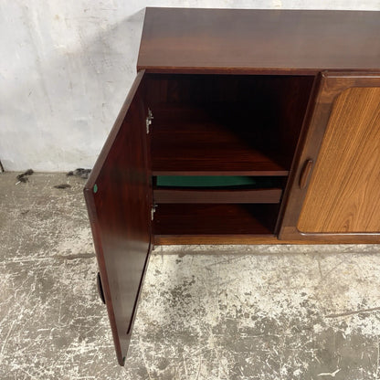 Dyrlund Danish Rosewood Compact Sideboard – photograph 7