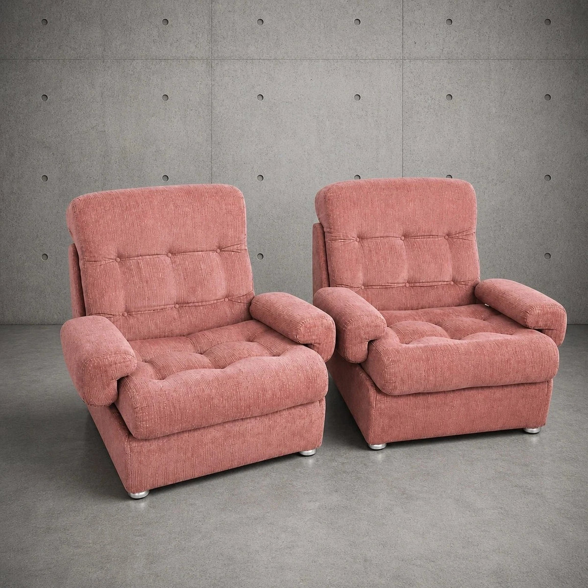 Heal’s Dusty Pink Modular Lounge Armchairs – Pair – photograph 3