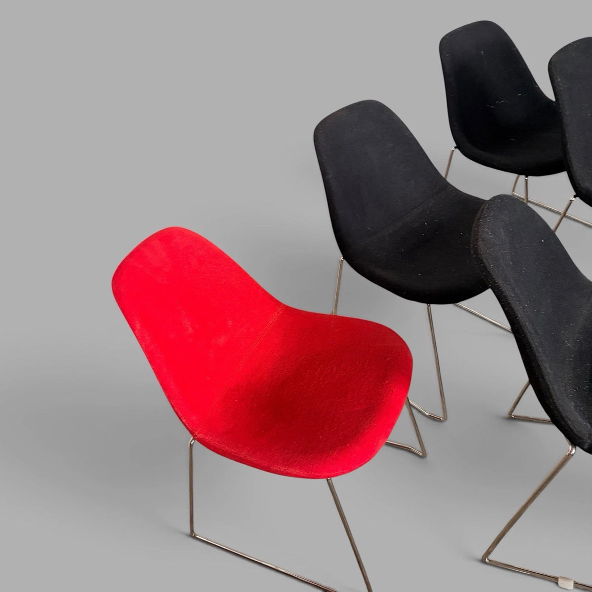 Mid Century Stackable Egg Dining Chairs in Black & Red – Set of Six – view 7