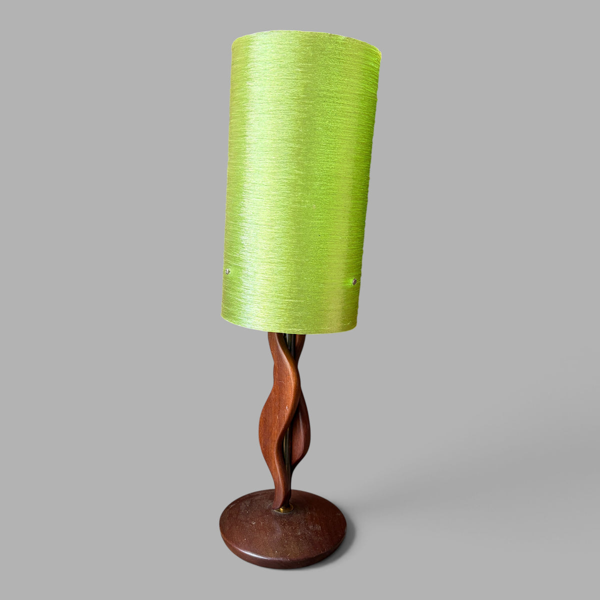 Mid century teak sculptural table lamp with lime green fibreglass shade – view 1