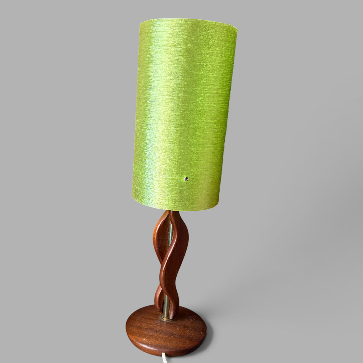 Mid century teak sculptural table lamp with lime green fibreglass shade – view 7