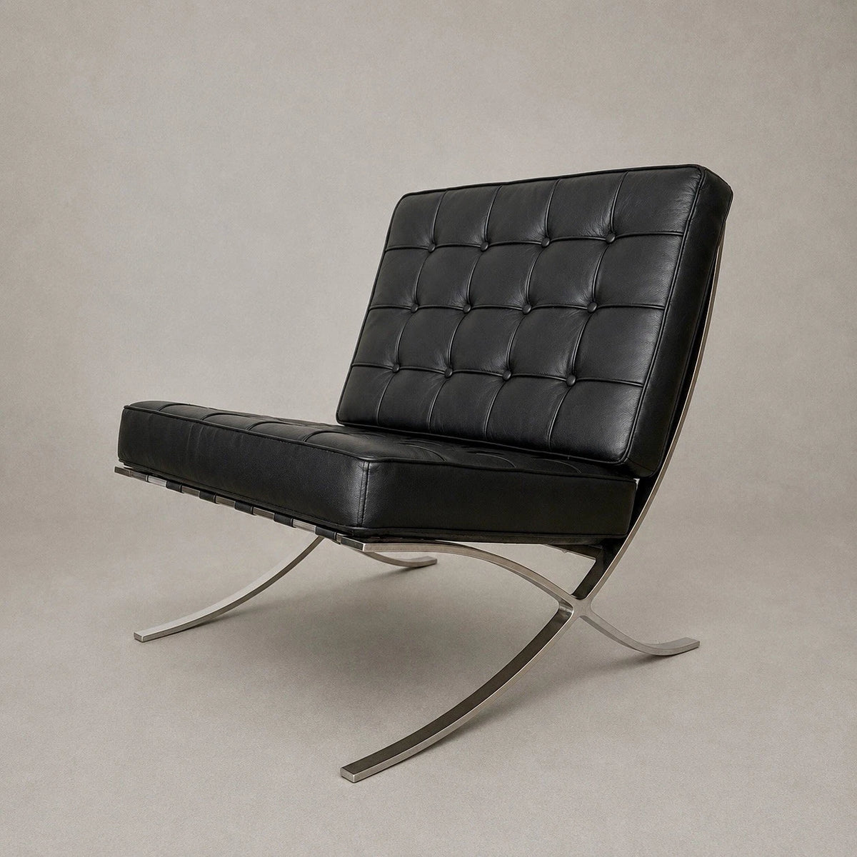 Mid Century Style Black Leather & Chrome Barcelona Chair – photo 1