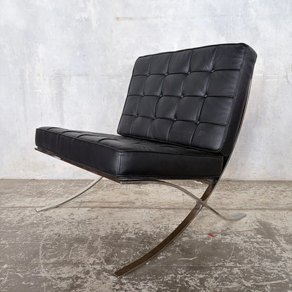 Mid Century Style Black Leather & Chrome Barcelona Chair – photo 2