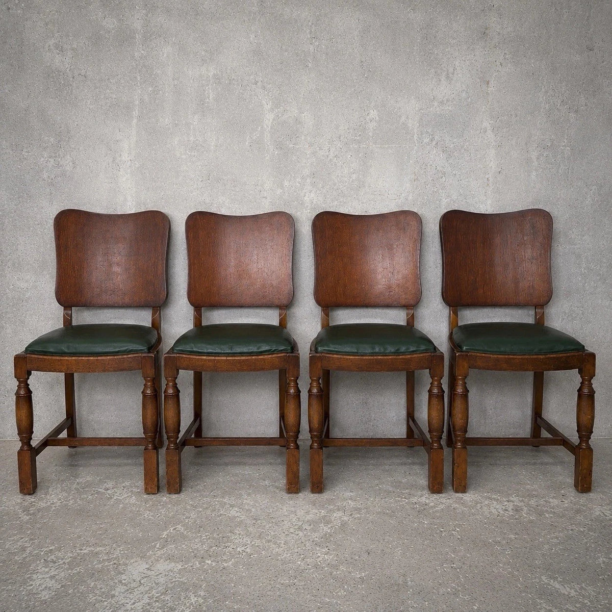Art Deco Oak Extending Dining Table & Four Chairs – 1930s Dining Set – photo 4