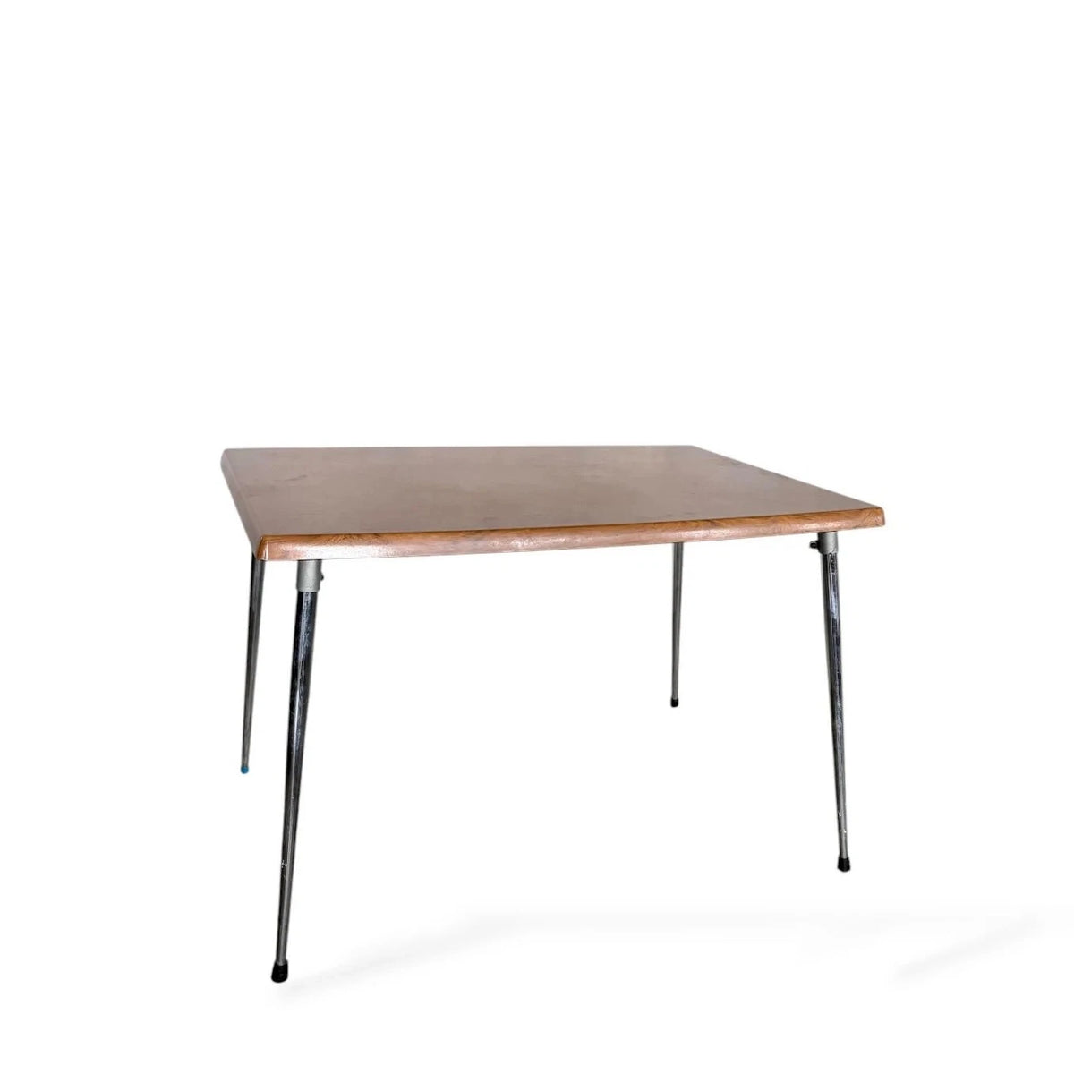 Mid Century Chrome and Formica Dining Table by Formwood – vintage furniture photograph 4