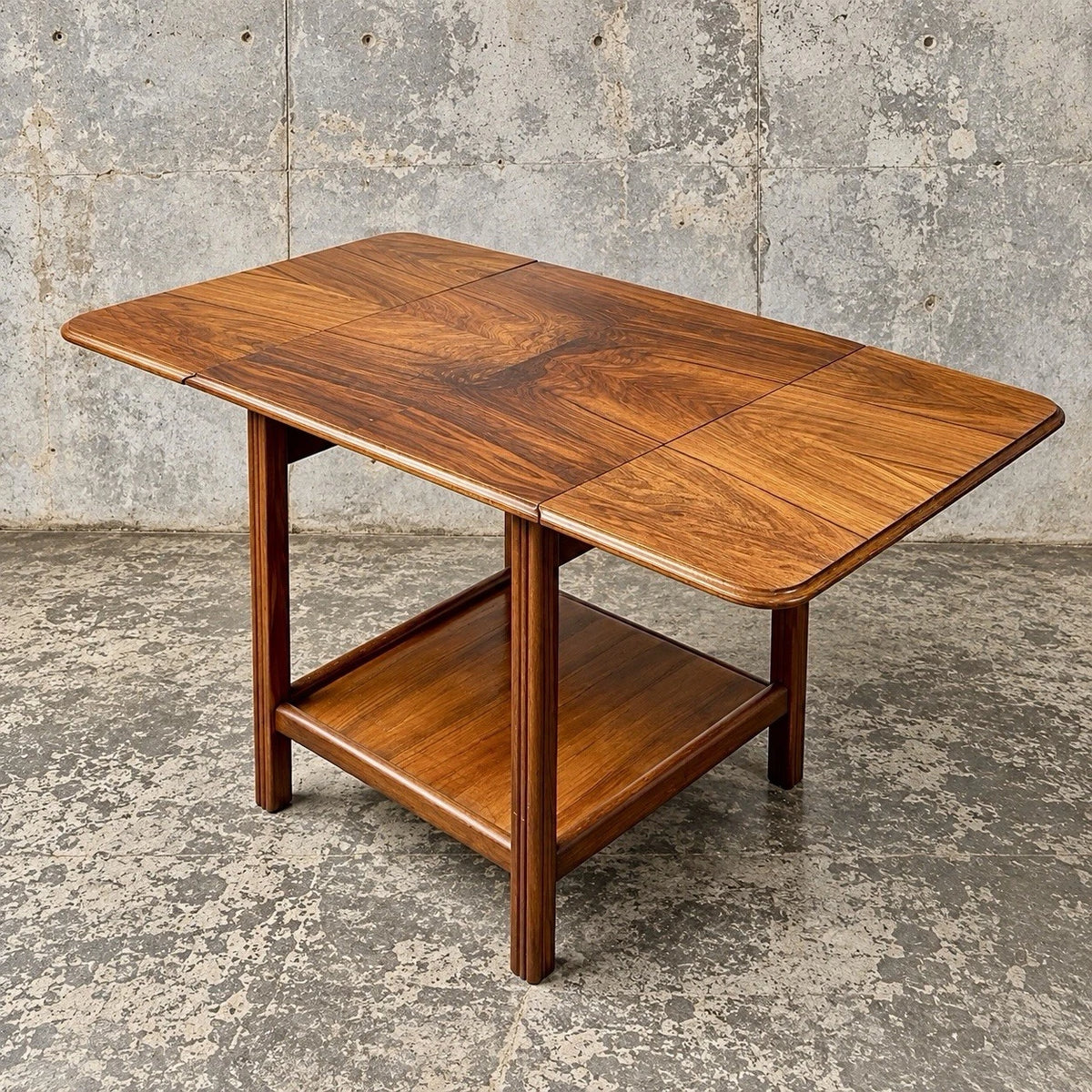 Mid Century 1960s Burr Walnut & Oak Drop Leaf Coffee Table – view 1