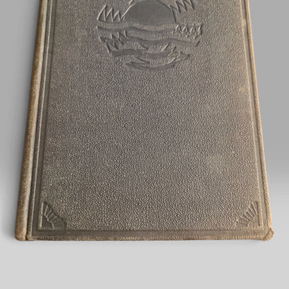 The Marvels and Mysteries of Science vintage hardback – view 3