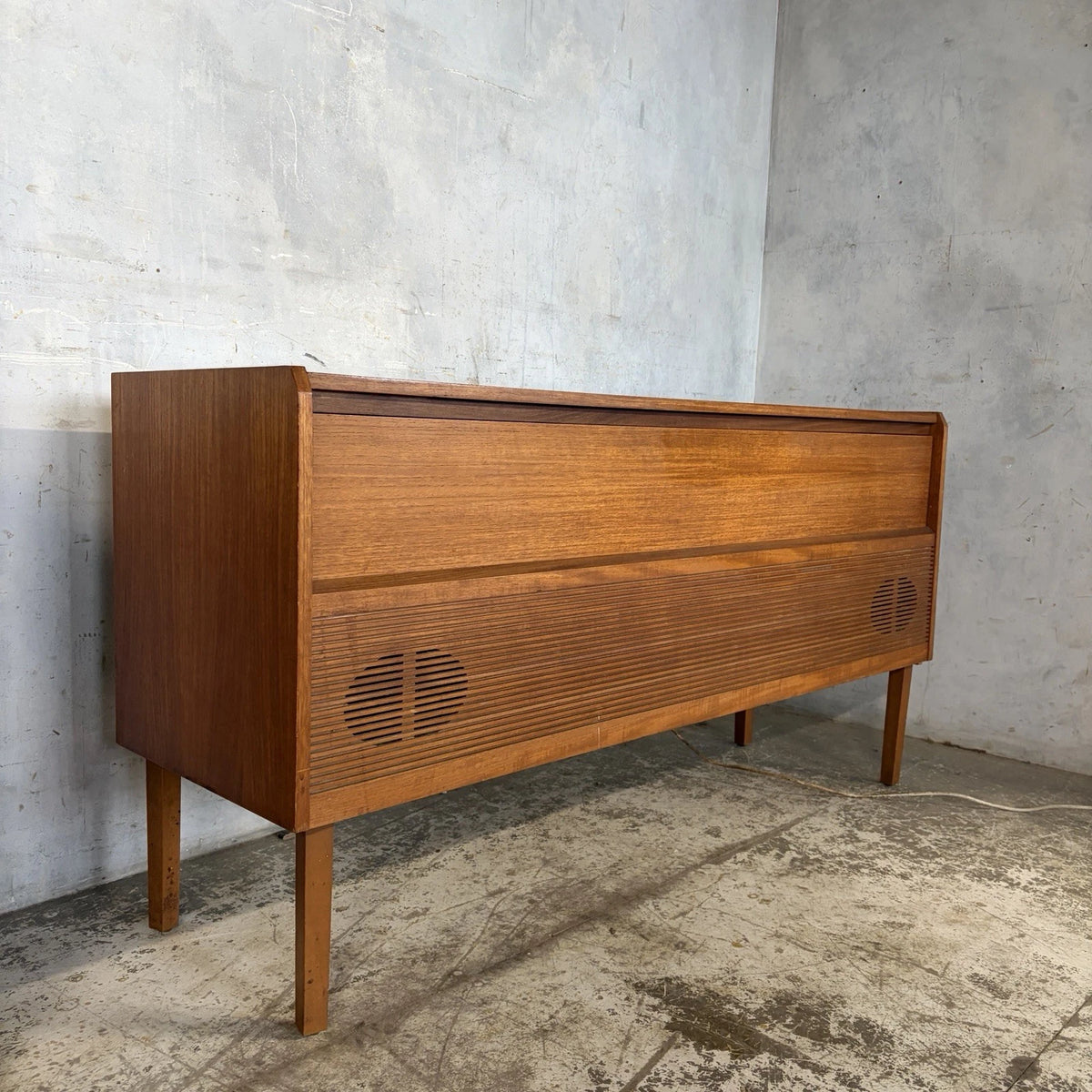 1960s HMV teak radiogram record player and radio cabinet – view 2