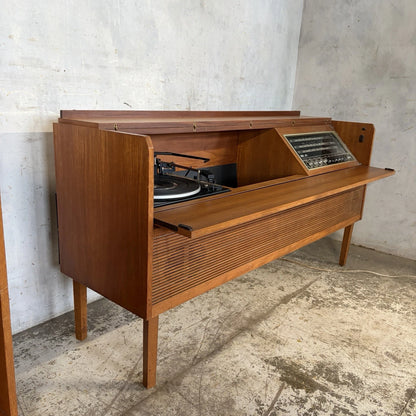 1960s HMV teak radiogram record player and radio cabinet – view 3