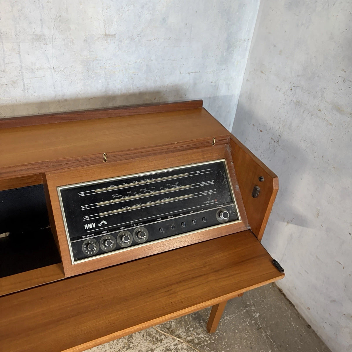 1960s HMV teak radiogram record player and radio cabinet – view 4