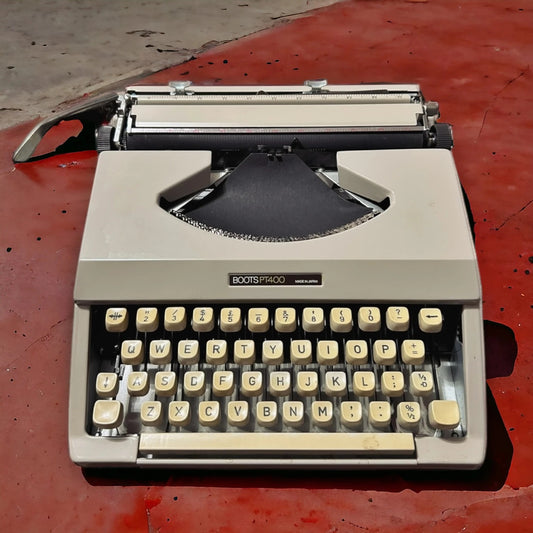 Vintage 1970s Portable Boots Typewriter