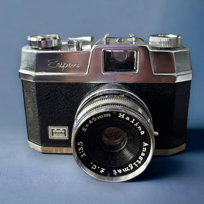 Vintage 1960s Super Halina 35x Film Camera