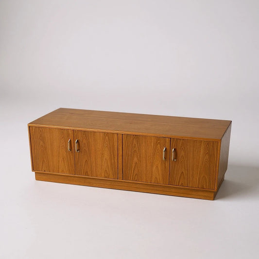 Mid Century Modern G Plan Low Sideboard / Media Unit – Vintage Teak Credenza Cabinet
