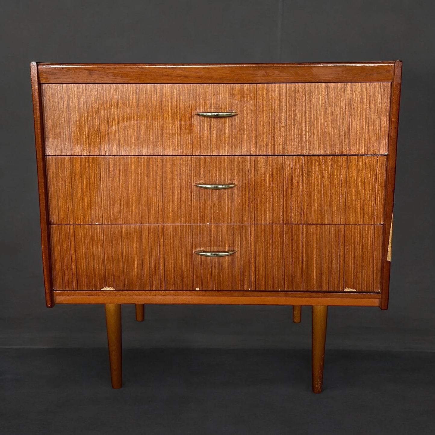 Mid Century Modern Teak Wood Chest of Drawers