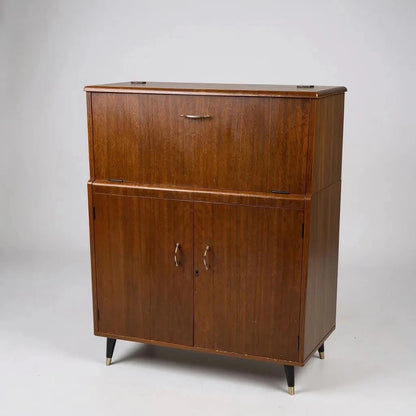 Mid Century Modern Walnut Drinks Cocktail Cabinet