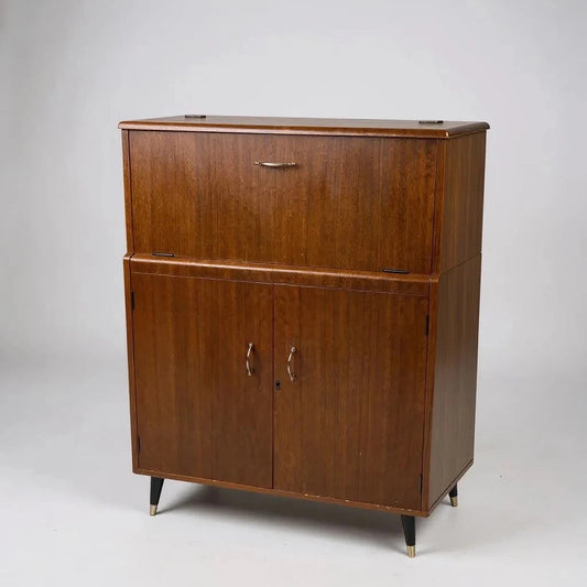 Mid Century Modern Walnut Drinks Cocktail Cabinet